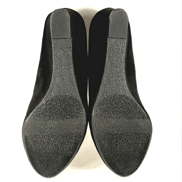 Christopher & Banks Fuax Suede Black Slip On Wedge 2.5' Inch. Women's Size 9 M. - Picture 8 of 8